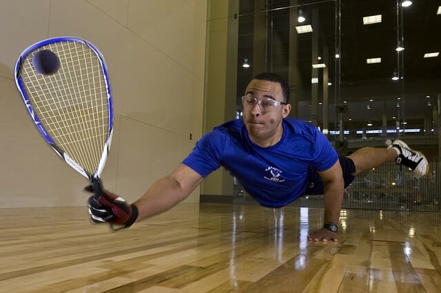 What Is the Difference Between Squash and Racquetball? 1